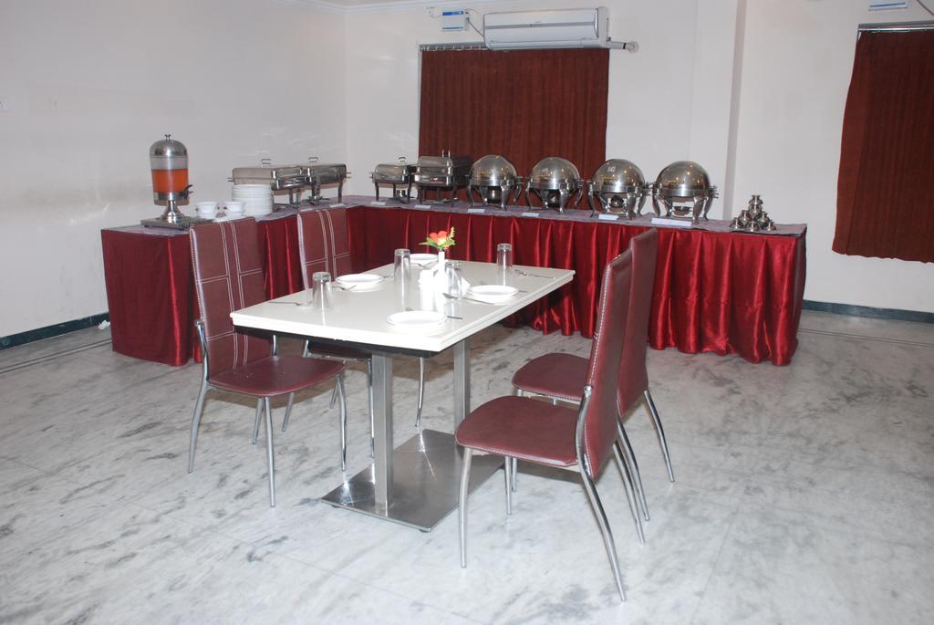 Hotel Vpn Residency Velankanni Dış mekan fotoğraf