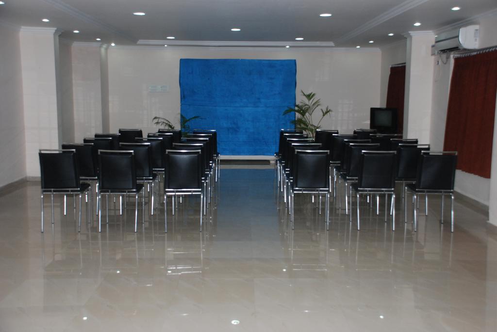 Hotel Vpn Residency Velankanni Dış mekan fotoğraf