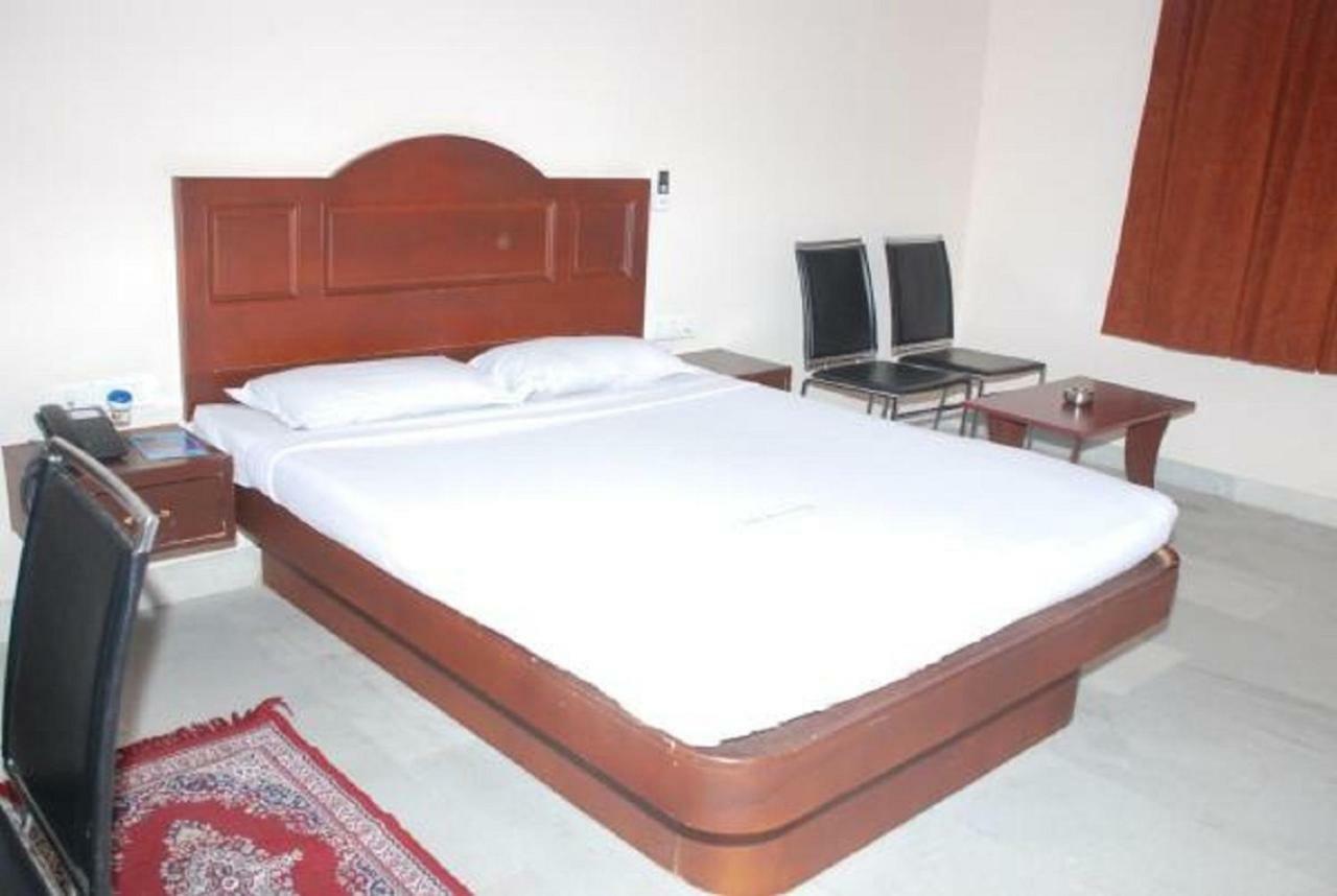 Hotel Vpn Residency Velankanni Dış mekan fotoğraf