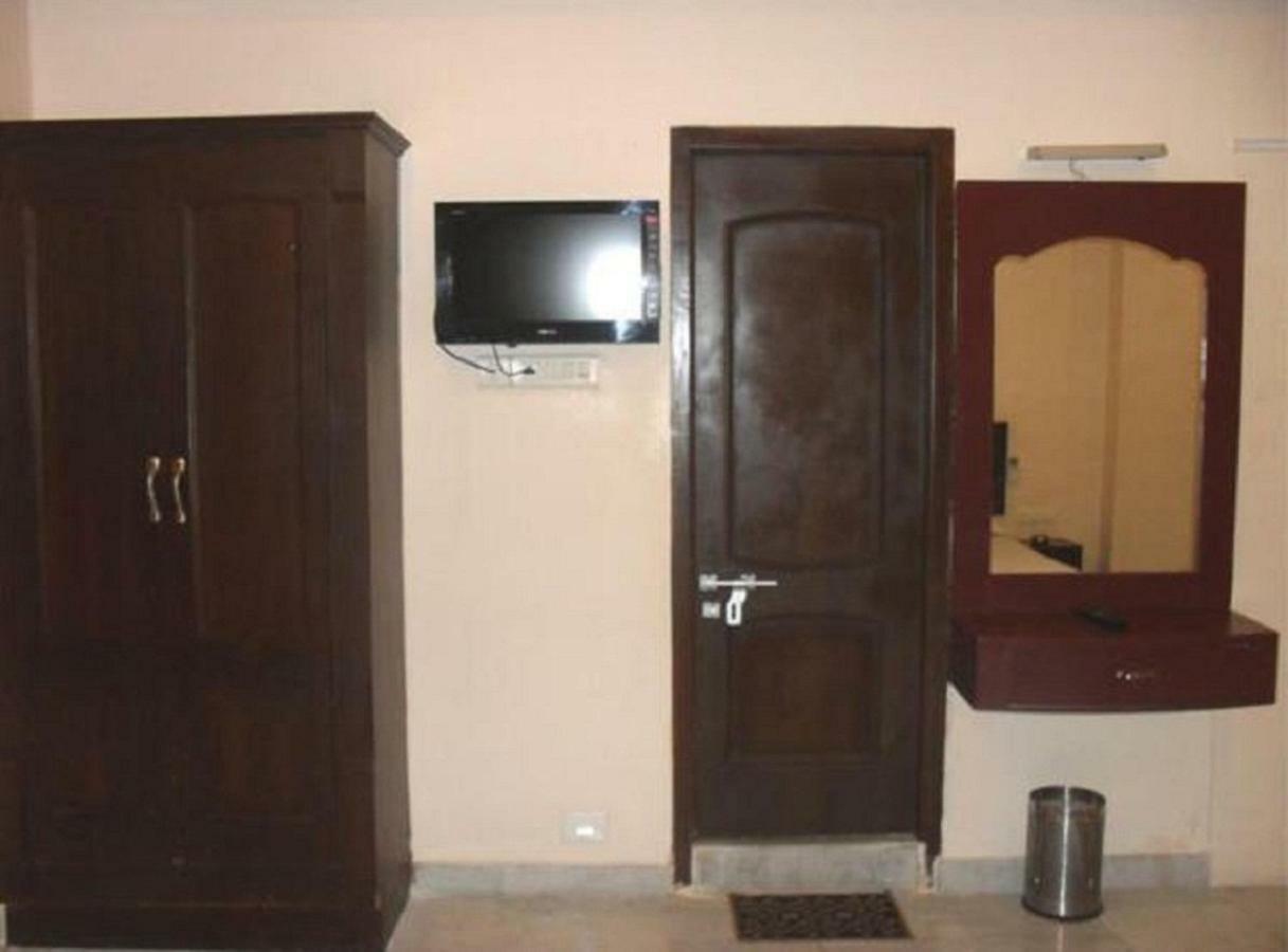 Hotel Vpn Residency Velankanni Dış mekan fotoğraf