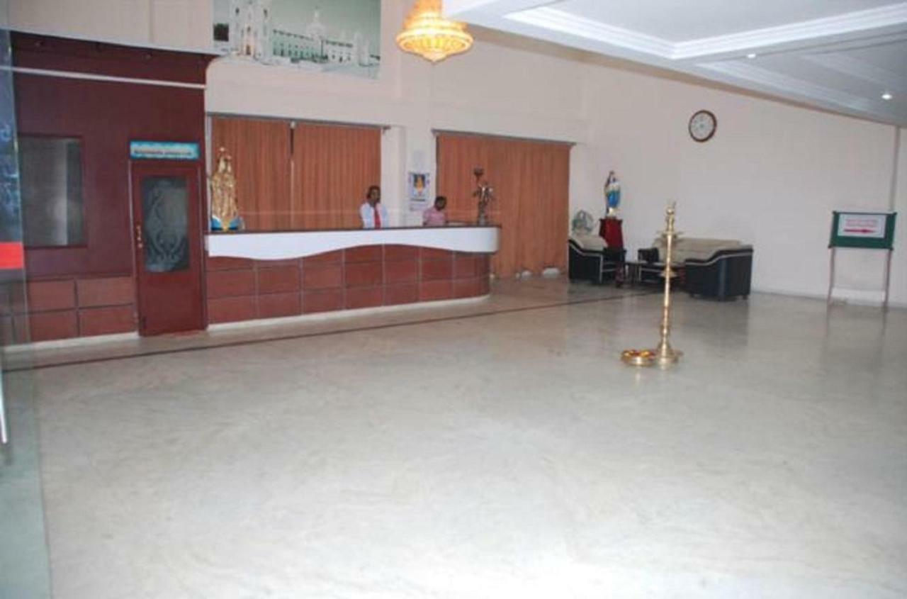 Hotel Vpn Residency Velankanni Dış mekan fotoğraf